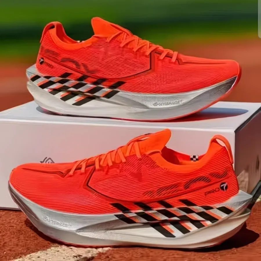 160X7.0 PRO Carbon Plate Marathon Running Shoes for Men & Women