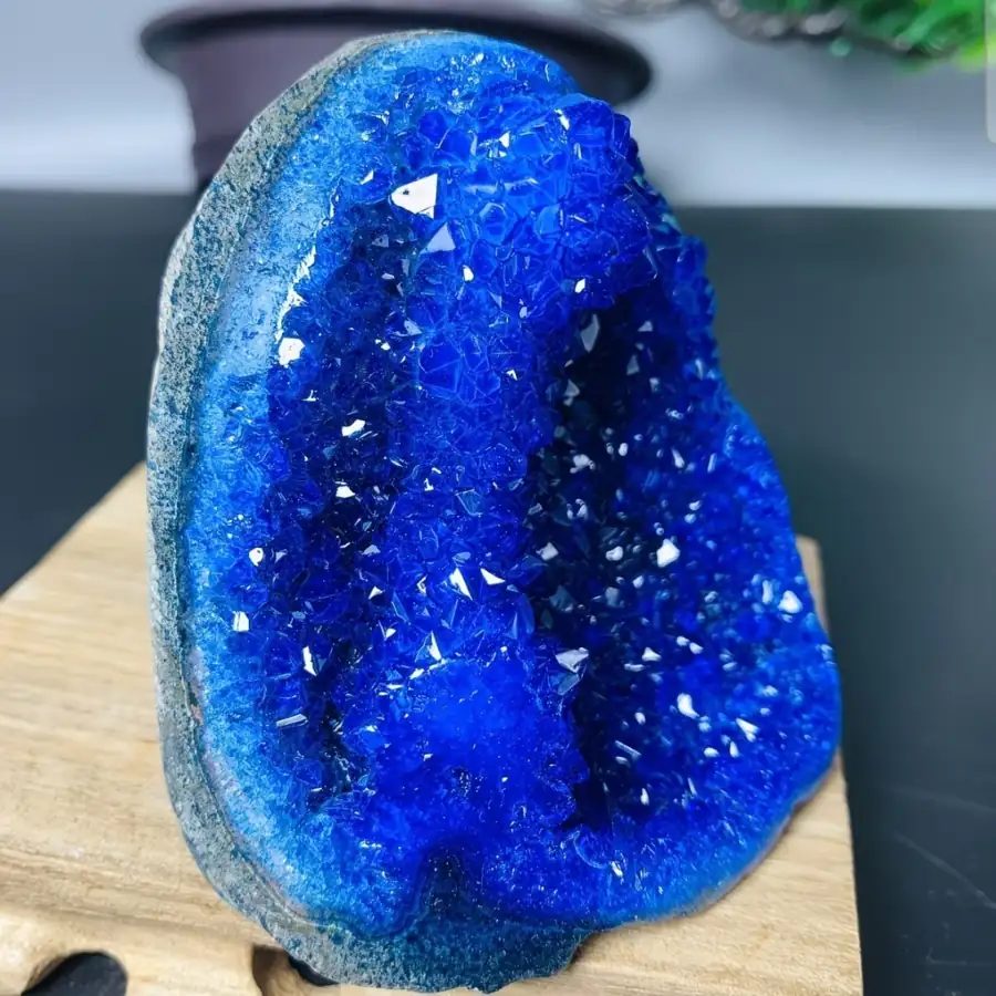 Dark Blue 3D Crystal Cluster Geode Basin Desktop Ornament