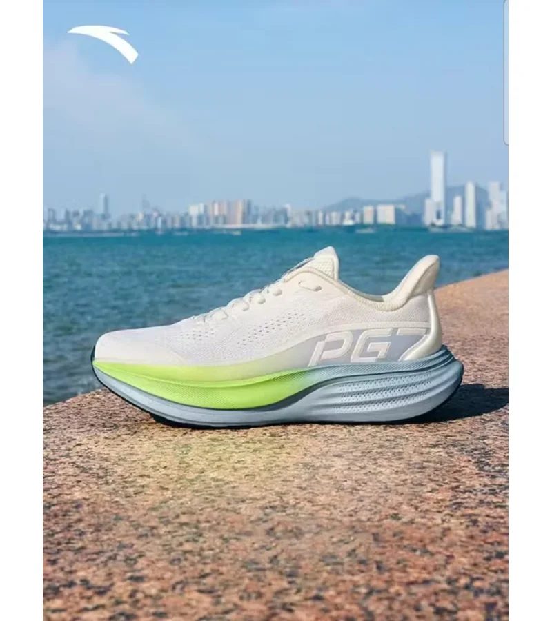Men's Lightweight Mesh Running Shoes with Shock Absorption and Rebound