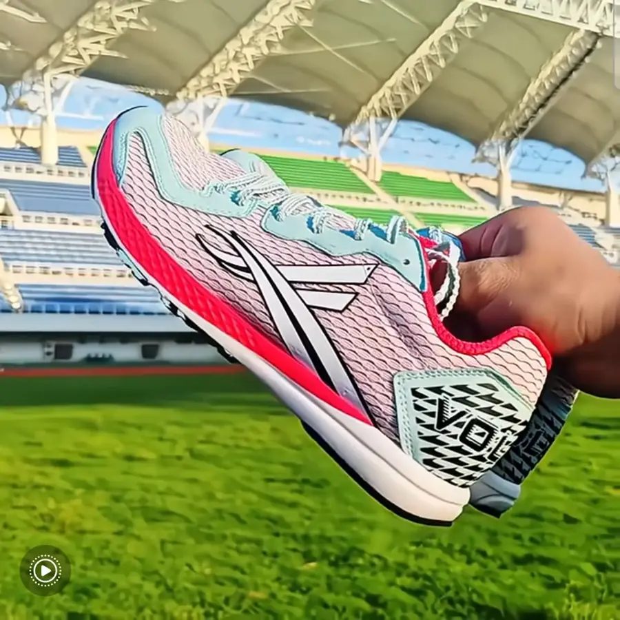 WoLanDi Venom Bee Stinger 2.0 Speed Racing Spikeless Track Running Shoes